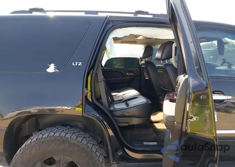 2010 Chevrolet Tahoe Ltz from USA, damaged, VIN 1GNUCCE00AR145756